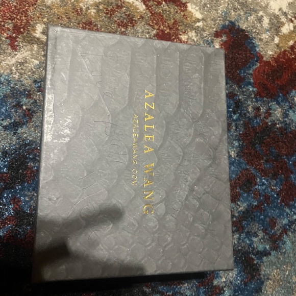 NIB Azalea Wang Tricky Blue Shimmering Crystal Heel Size 7.5 - Picture 6 of 6